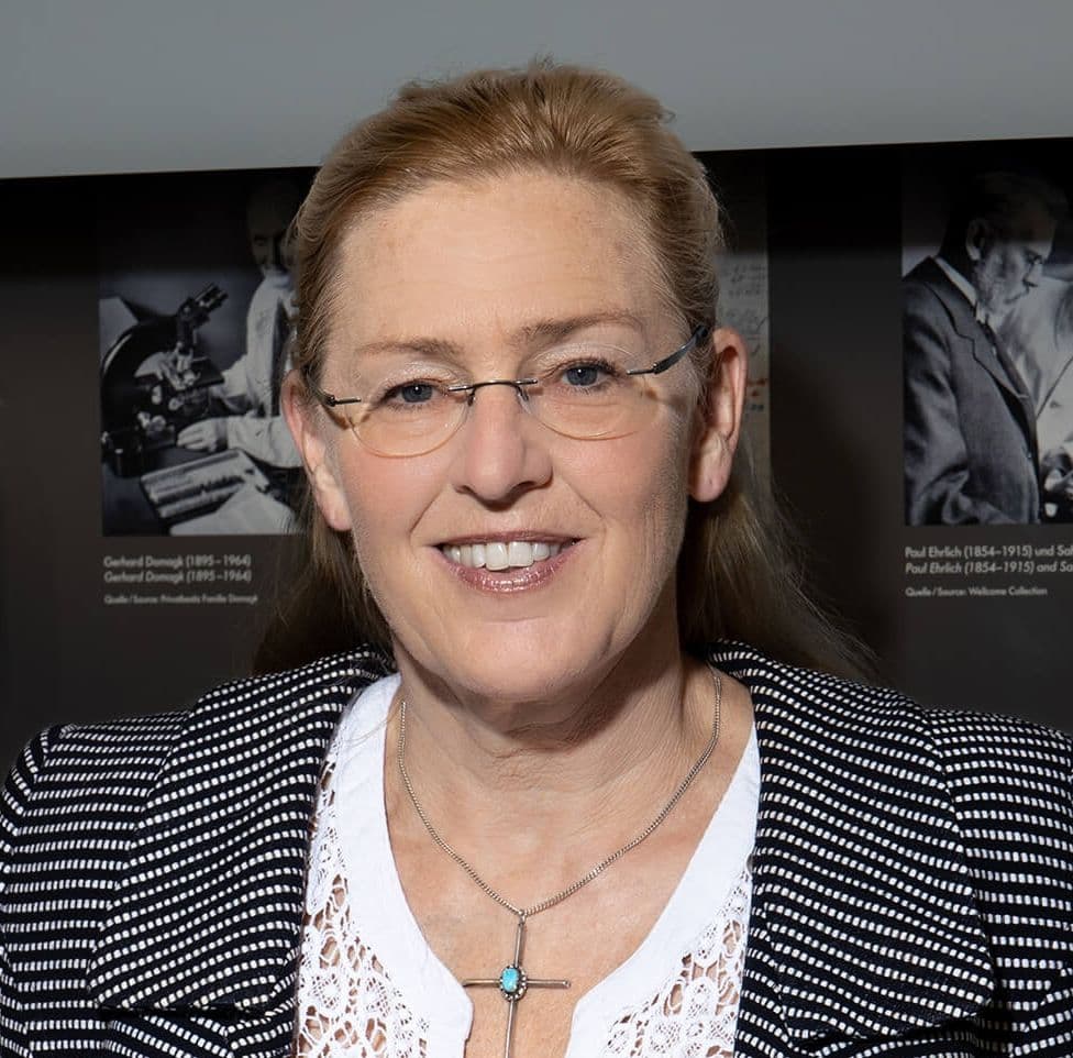 Dr. Andrea Fleuchaus